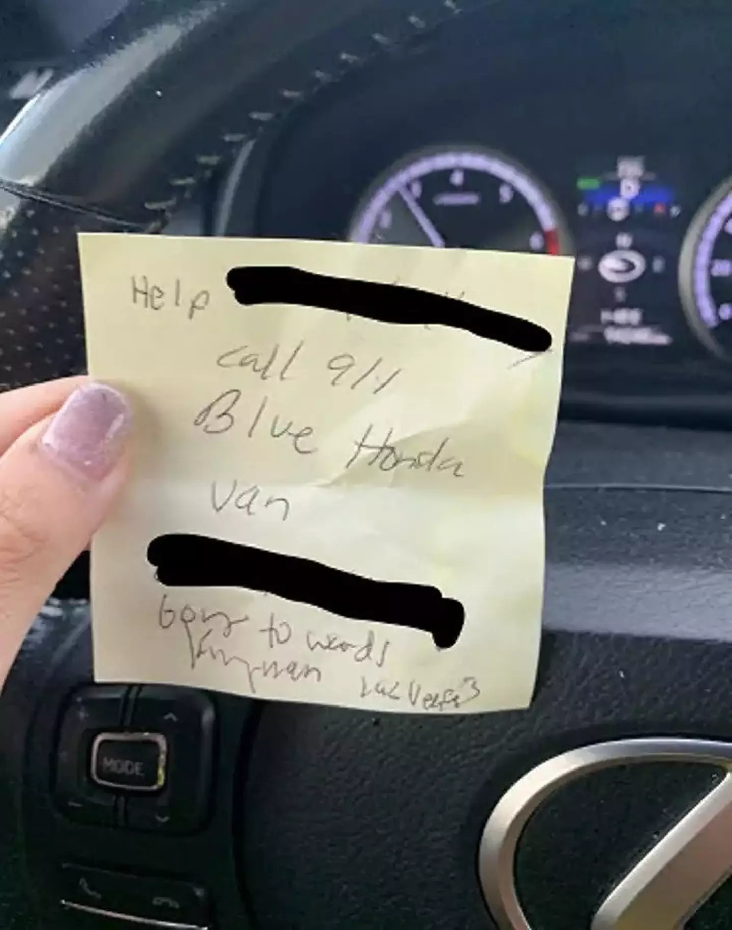 The quick-thinking woman passed this note to a petrol station customer.