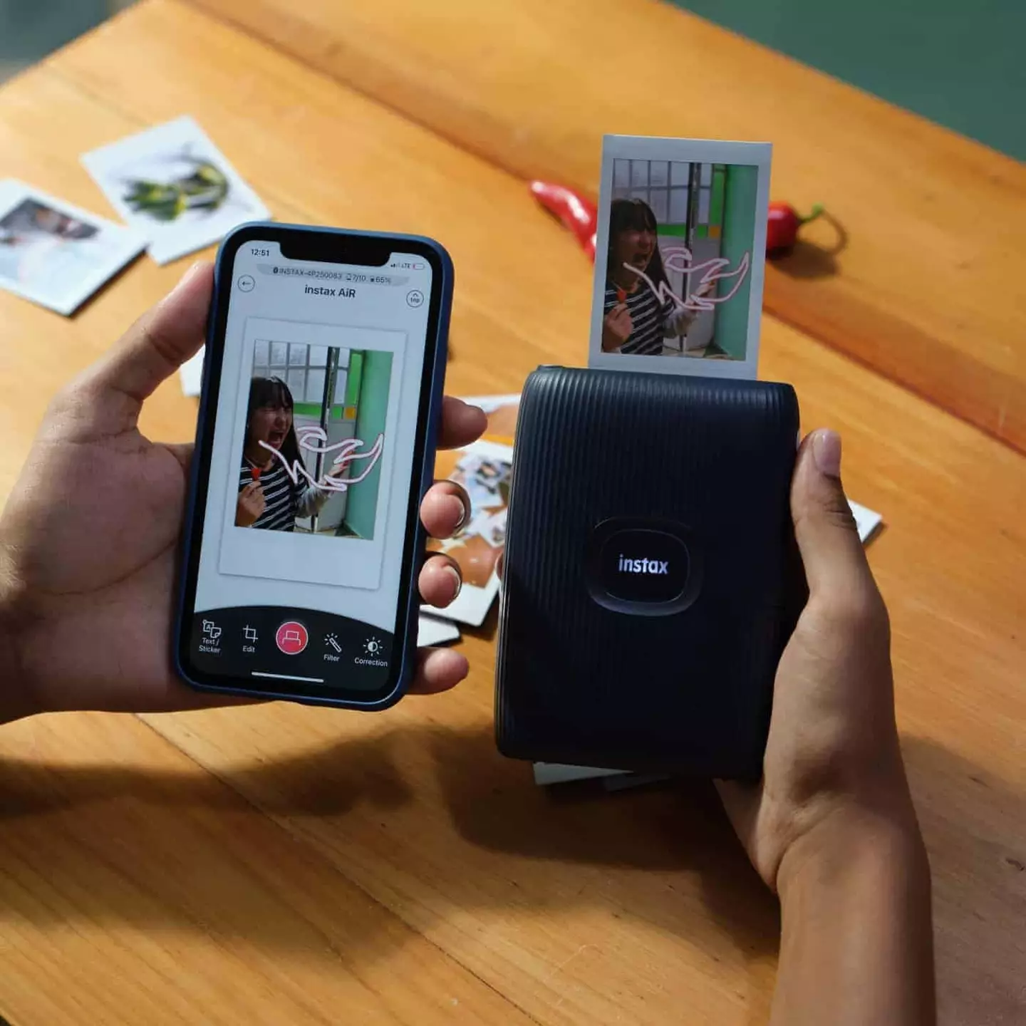 INSTAX