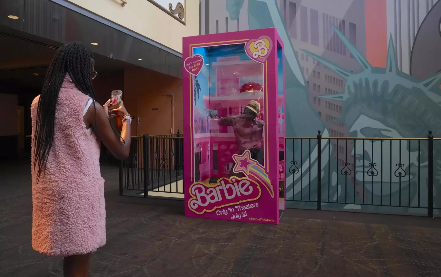 The mum called the Redditer 'rude' for not swapping seats with her and her daughter.