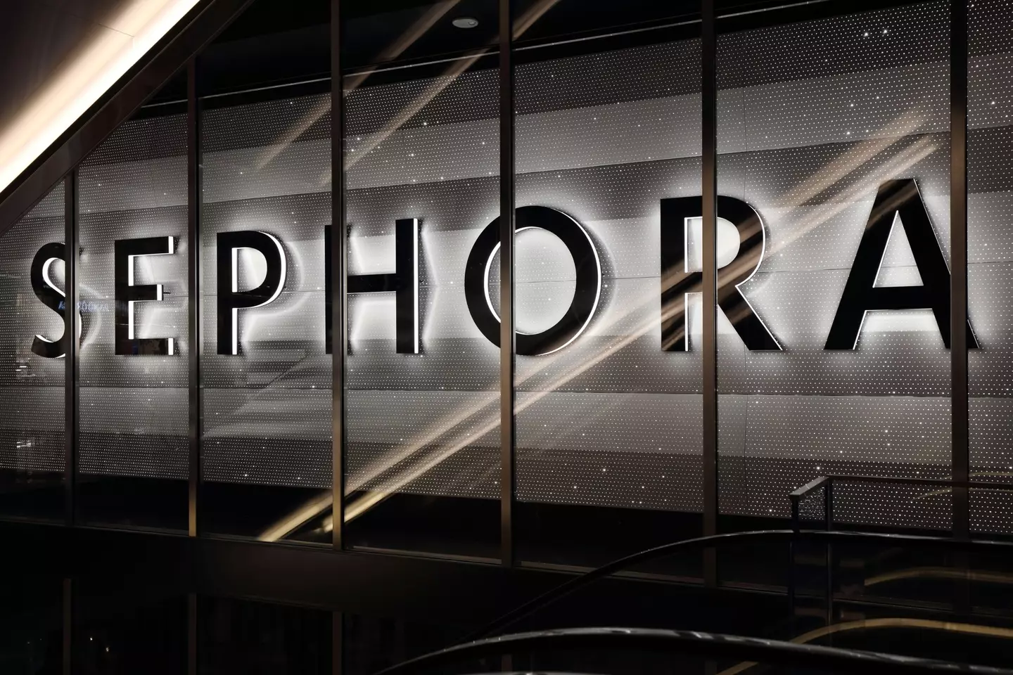 Sephora will be opening its doors in London.