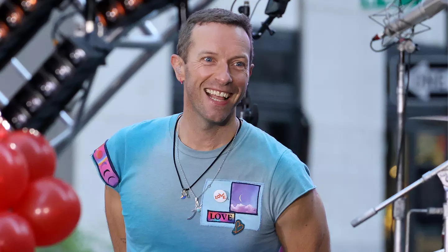 Coldplay singer Chris Martin issues disclaimer to fans following viral kiss-cam moment