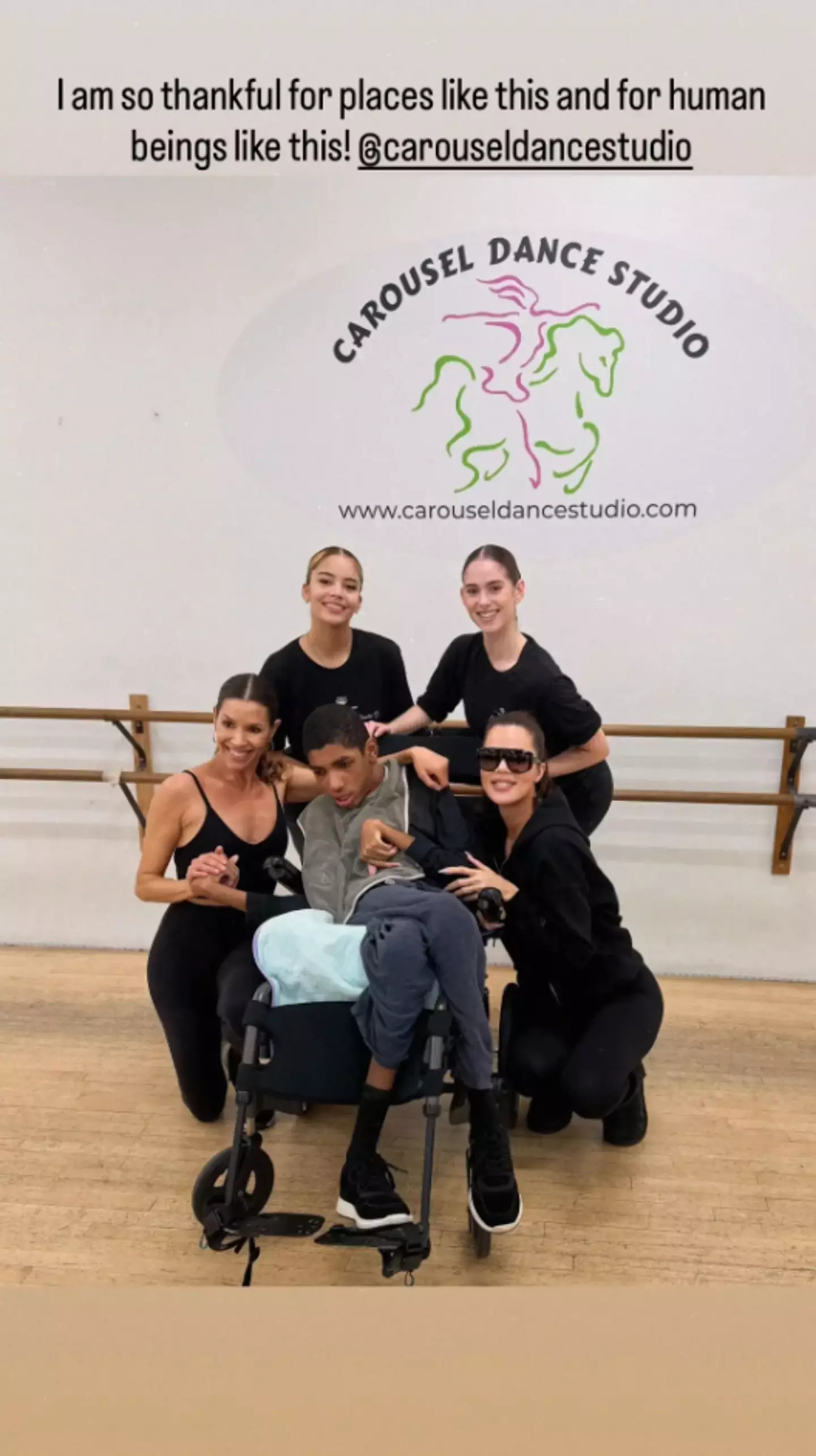 Khloe shared a snap from Amari's dance class (Instagram/@khloekardashian)