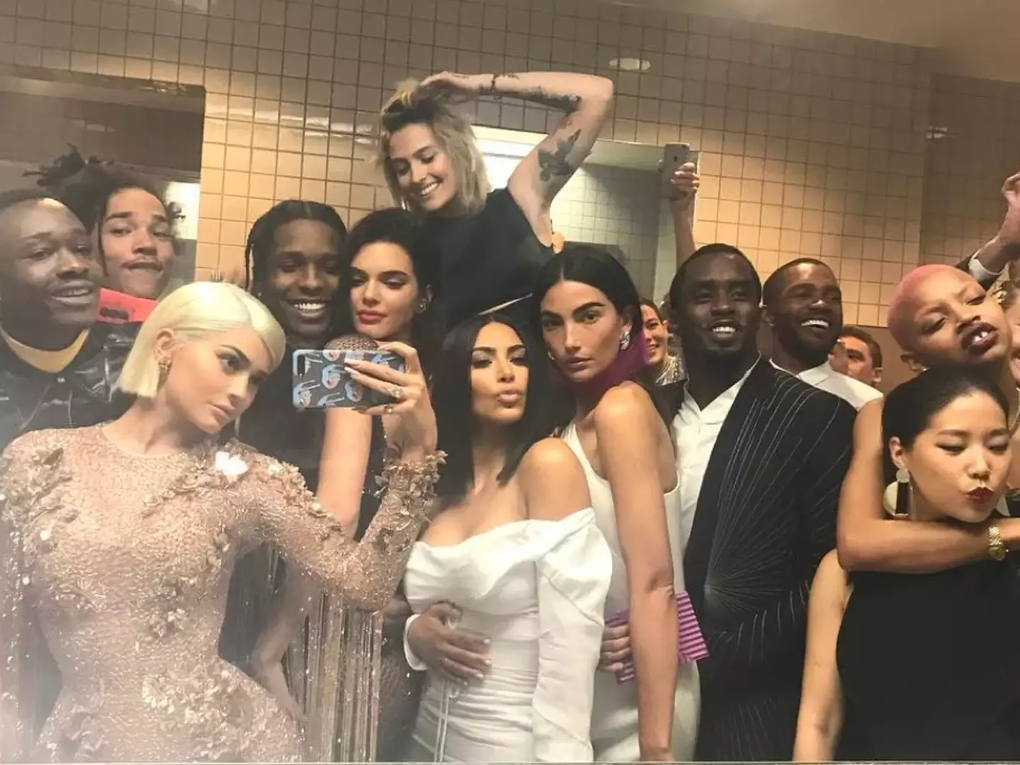Kylie Jenner's Met Gala bathroom selfie (Instagram/@kyliejenner)