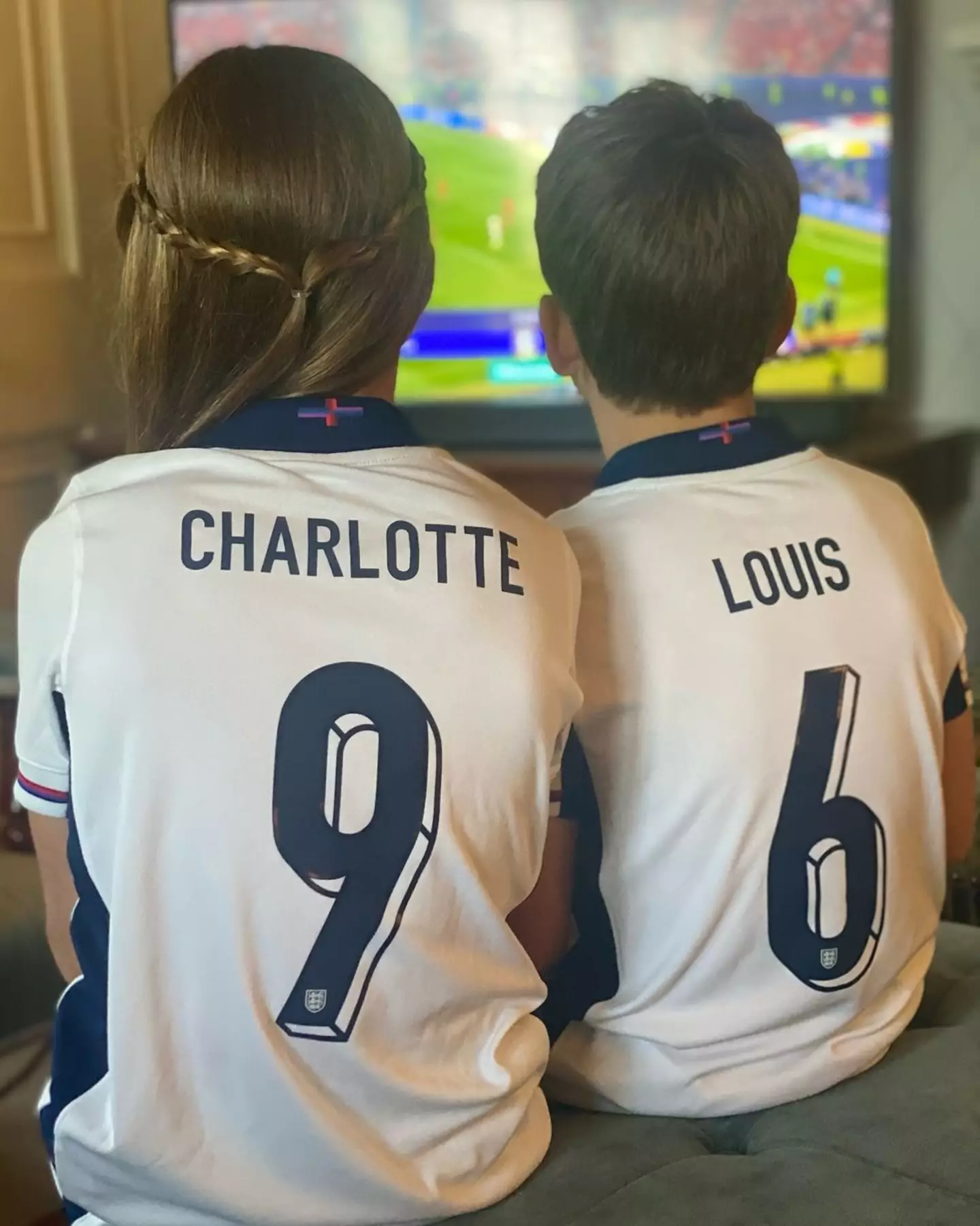 Princess Charlotte and Prince Louis were watching the Euros at home. (X/@KensingtonRoyal)