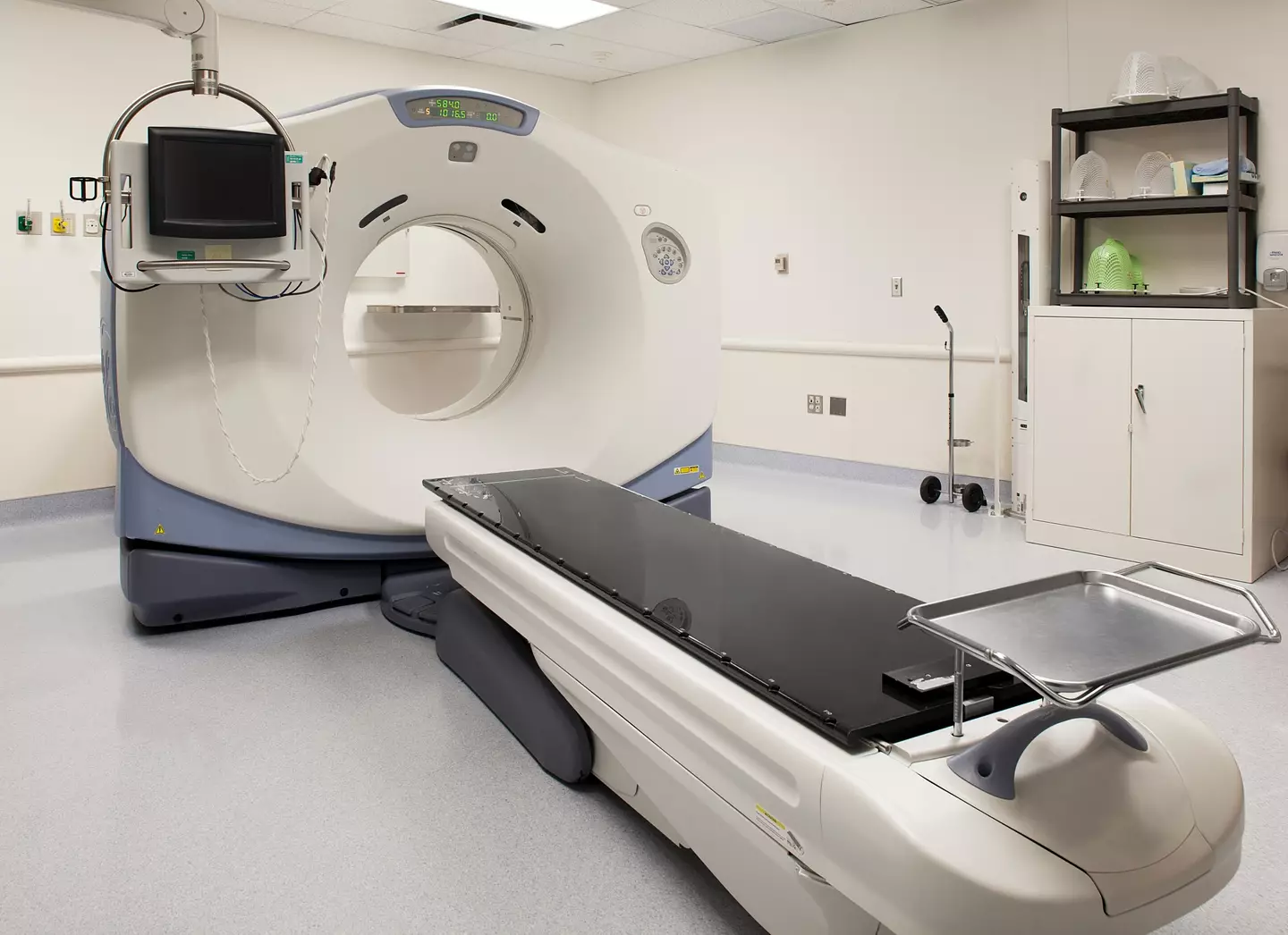 The couple got down and dirty in an MRI machine (Getty stock images)