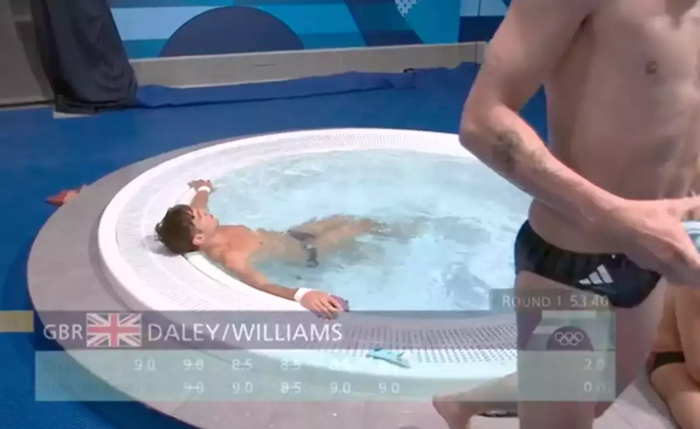 The divers are often seen decompressing in the hot tub following their dives. (BBC)