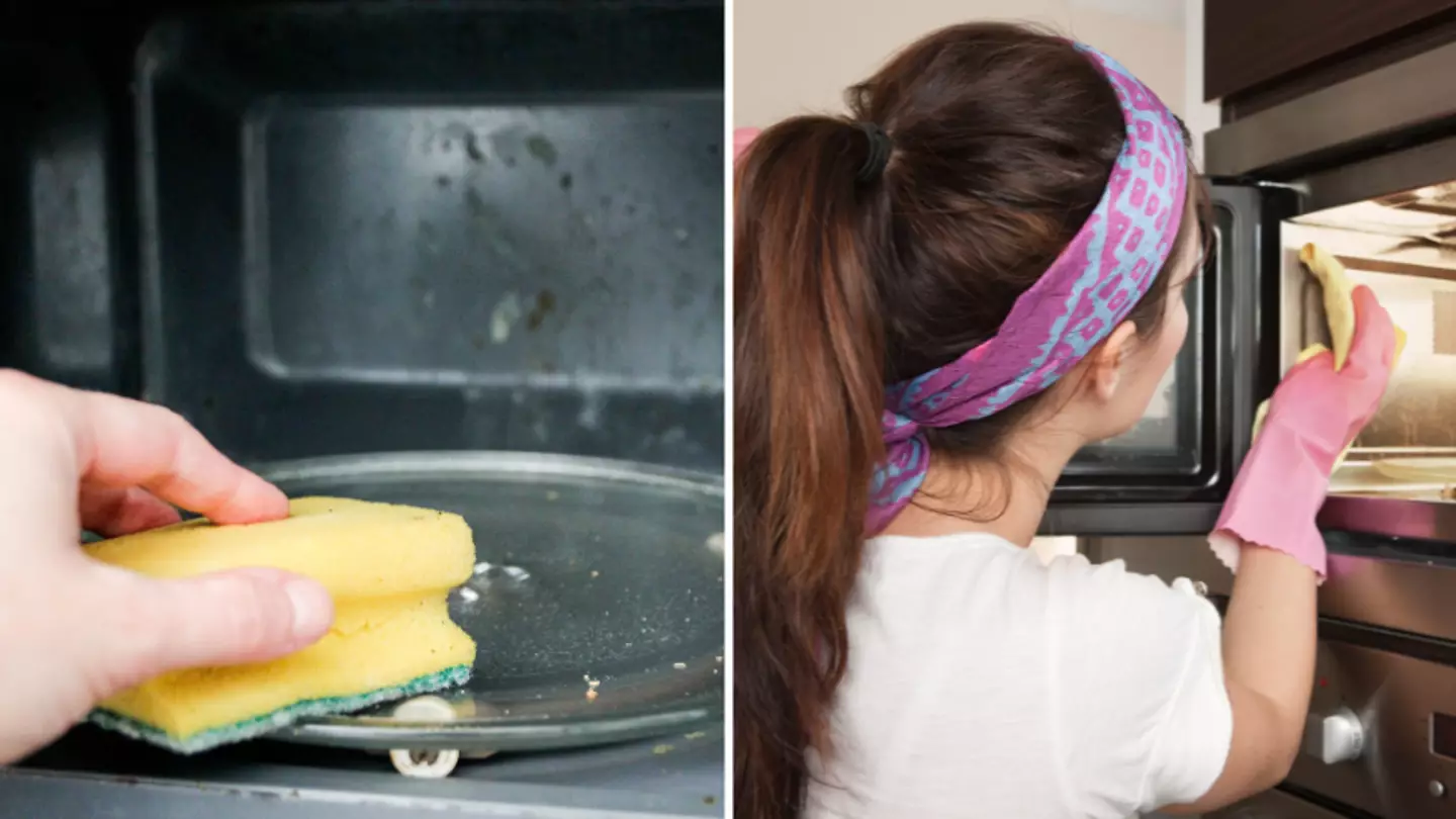 Two ingredient cleaning hack to clean microwave in minutes that everyone needs to try