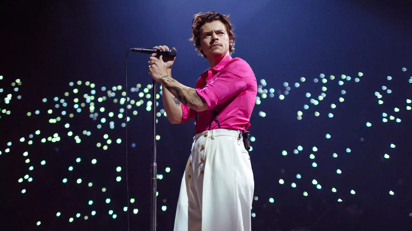 Harry Styles' fans are not happy with Ticketmaster's new pricing system.
