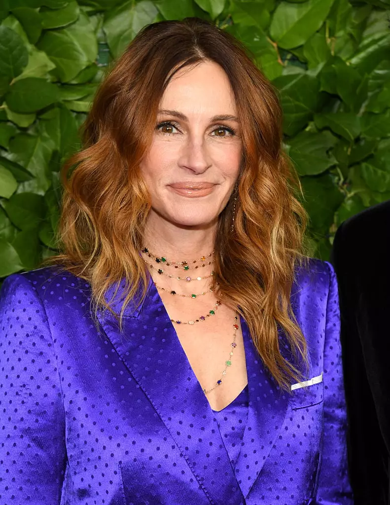 The one person she's keen not to bash too hard is 'America's sweetheart' Julia Roberts (Kristina Bumphrey/Getty Images)