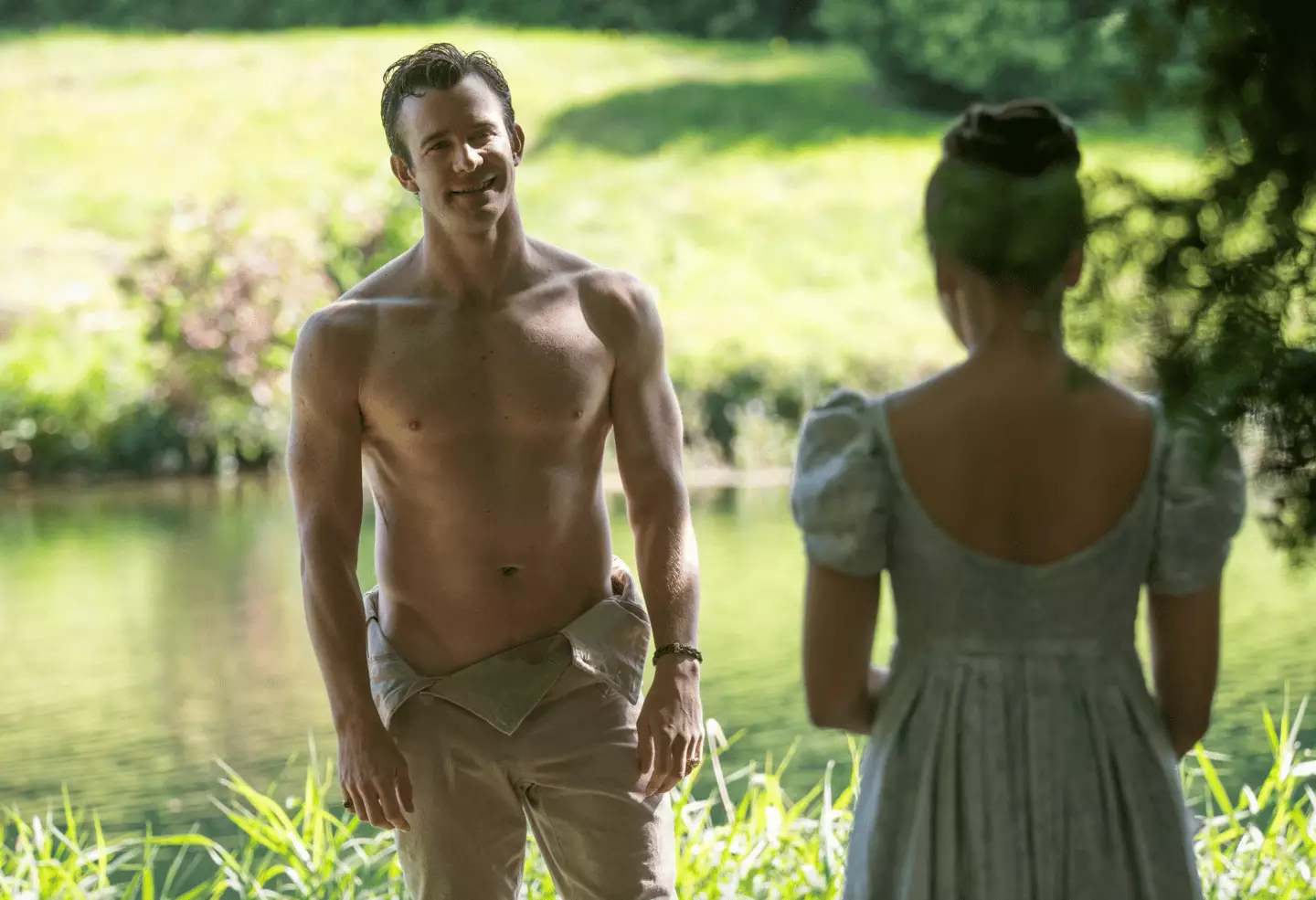 Benedict's bisexuality was explored in season three (Netflix)