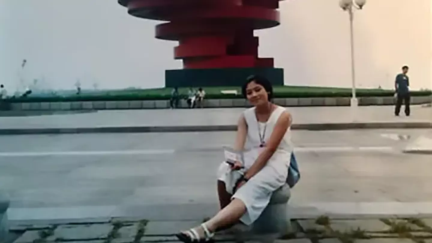Woman had no idea photo of herself was ‘one in five trillion’ until over a decade later