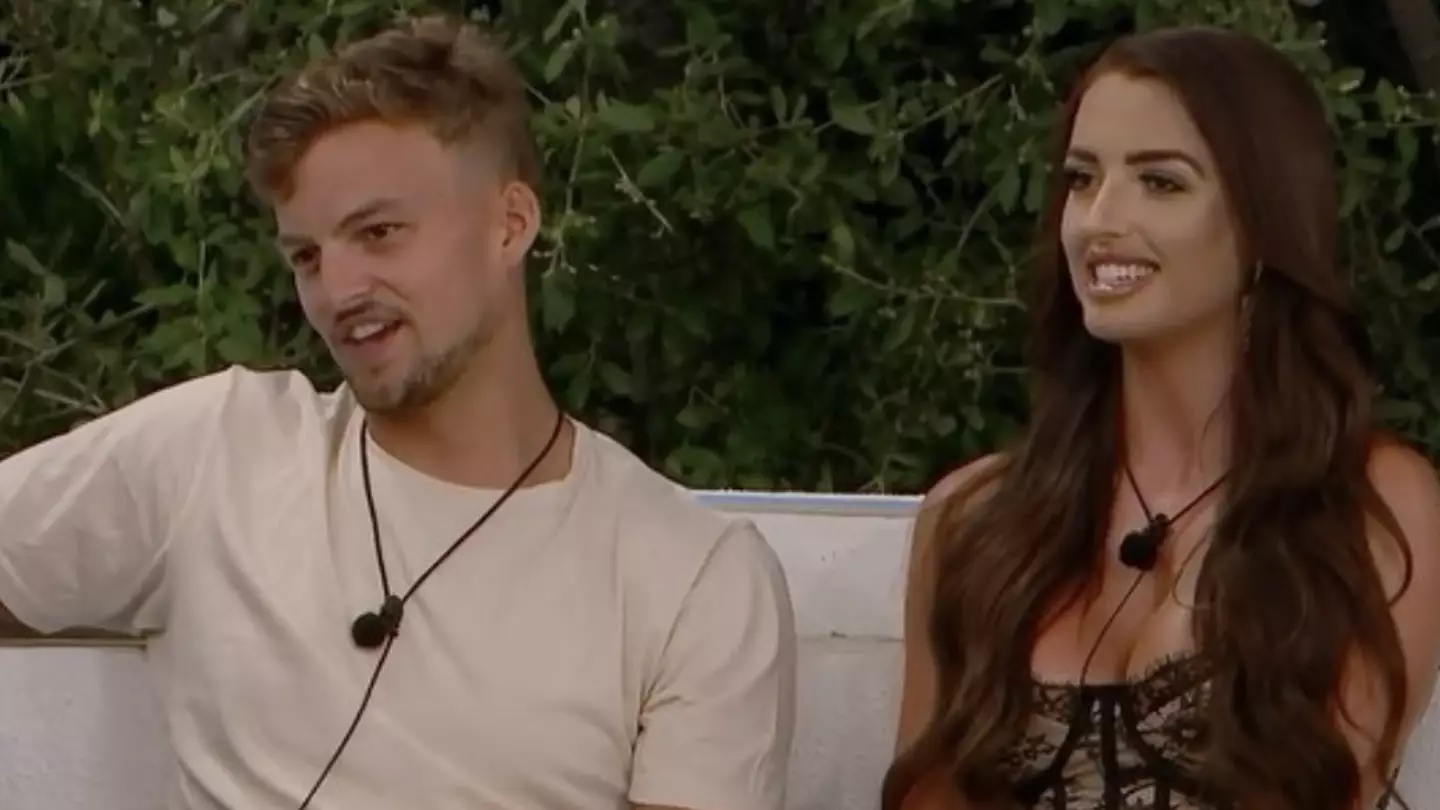Love Island Fans Think This Is The Real Reason Amy Is With Hugo