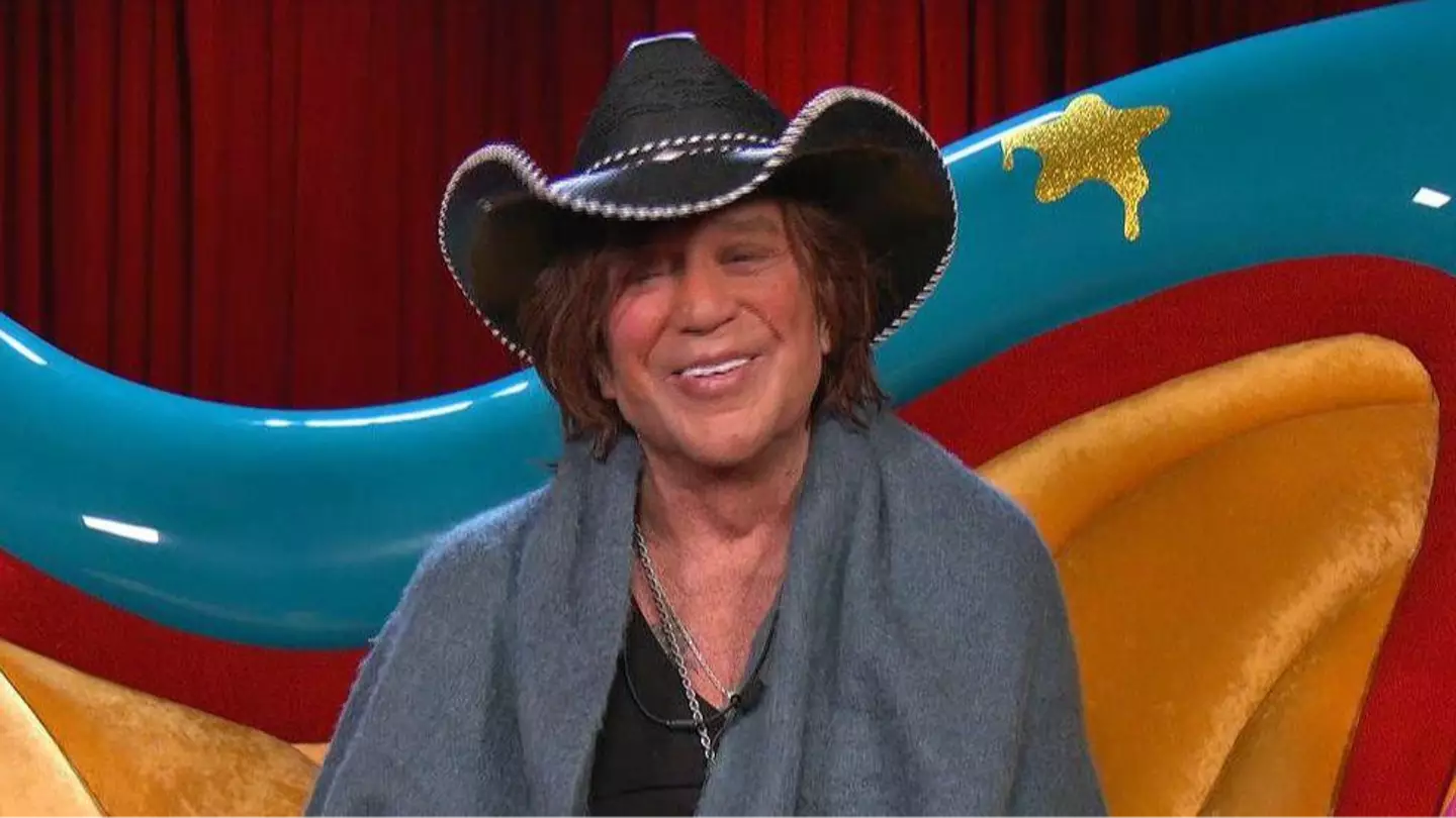 Mickey Rourke's bizarre three-word remark before making homophobic 'joke' towards JoJo Siwa