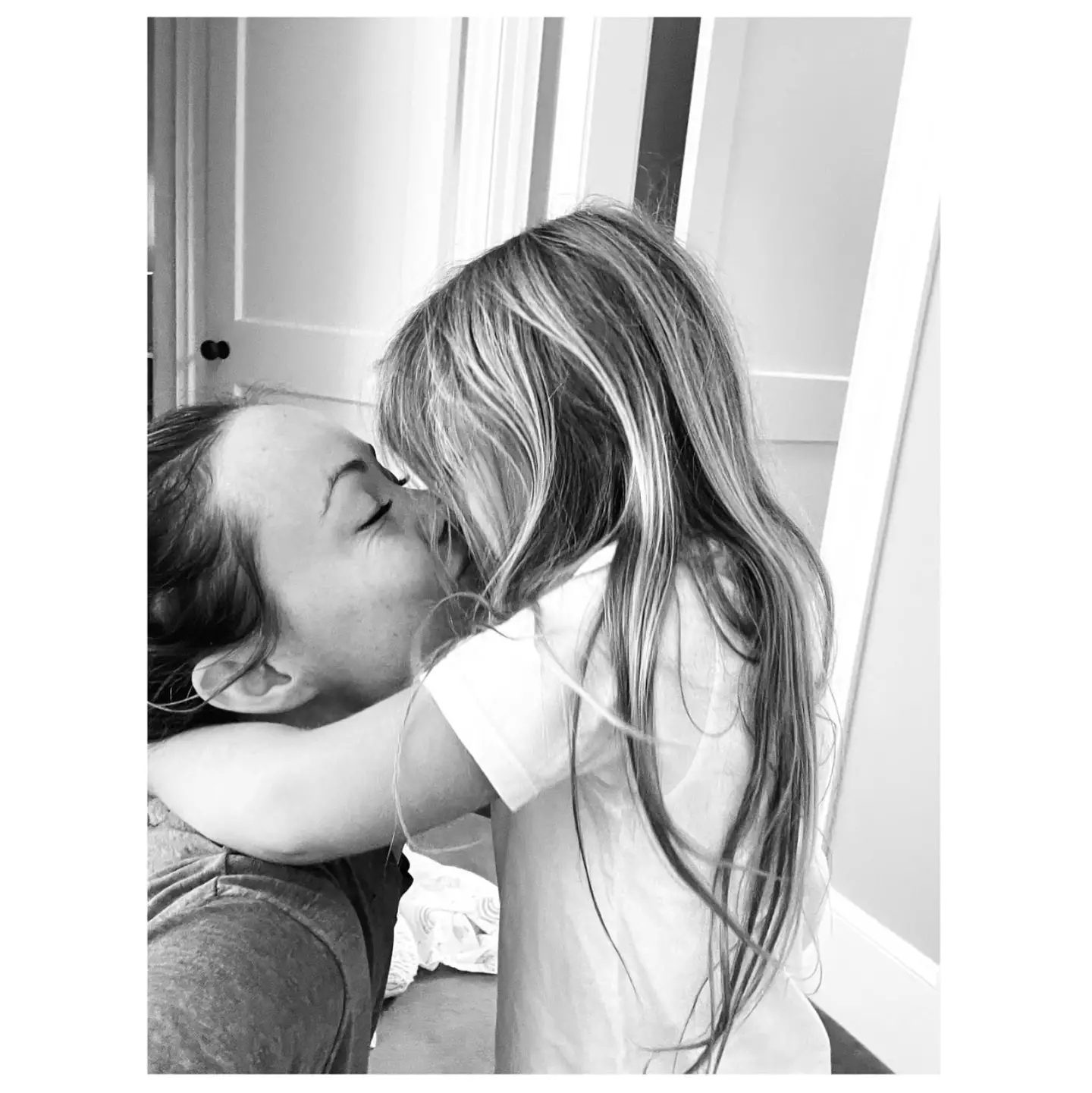 Olivia prefers to keep her children out of the public eye.