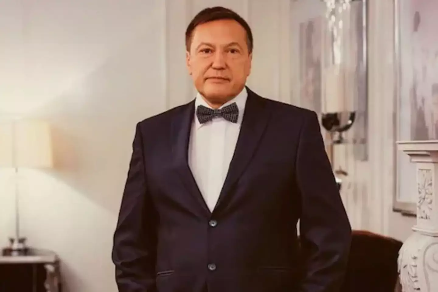 Pavel Antov died just days after his friend at the same hotel.