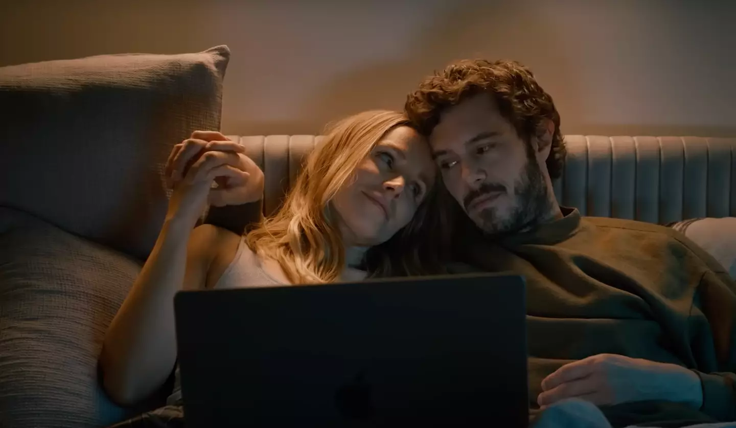 Adam Brody and Kristen Bell star as a couple on the show (Netflix)