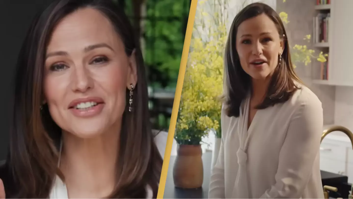 Jennifer Garner is praised as she shows fans around her ‘real’ house