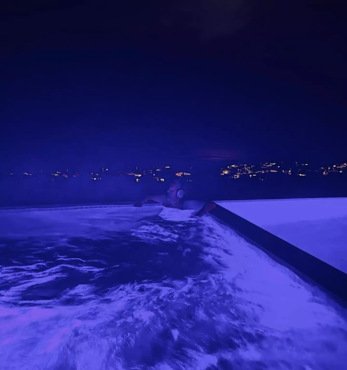 Perry's final post on Instagram shows him in a hot tub.