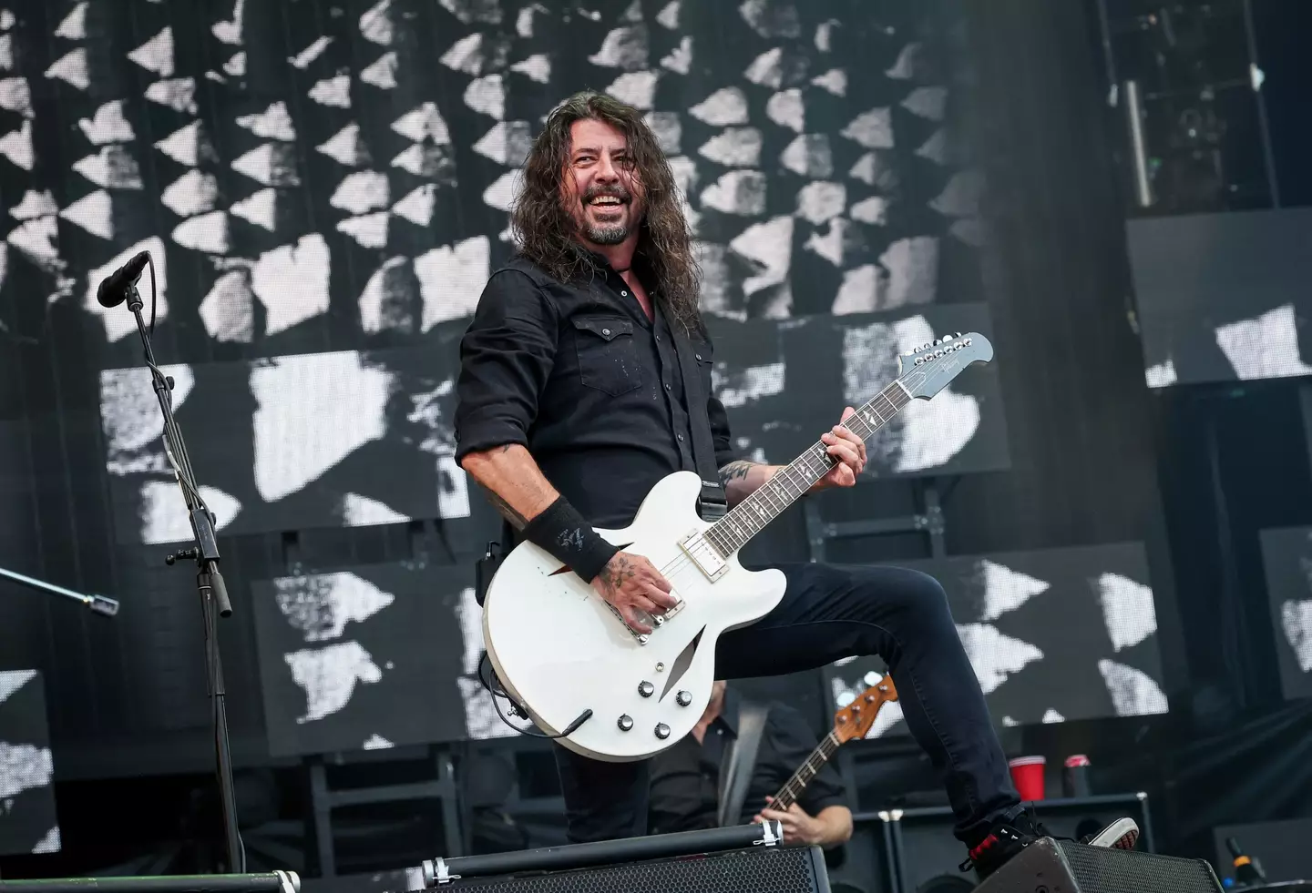 Dave Grohl hit out at Taylor Swift during a recent concert in London. (Kevin Mazur/Getty Images for Foo Fighters)