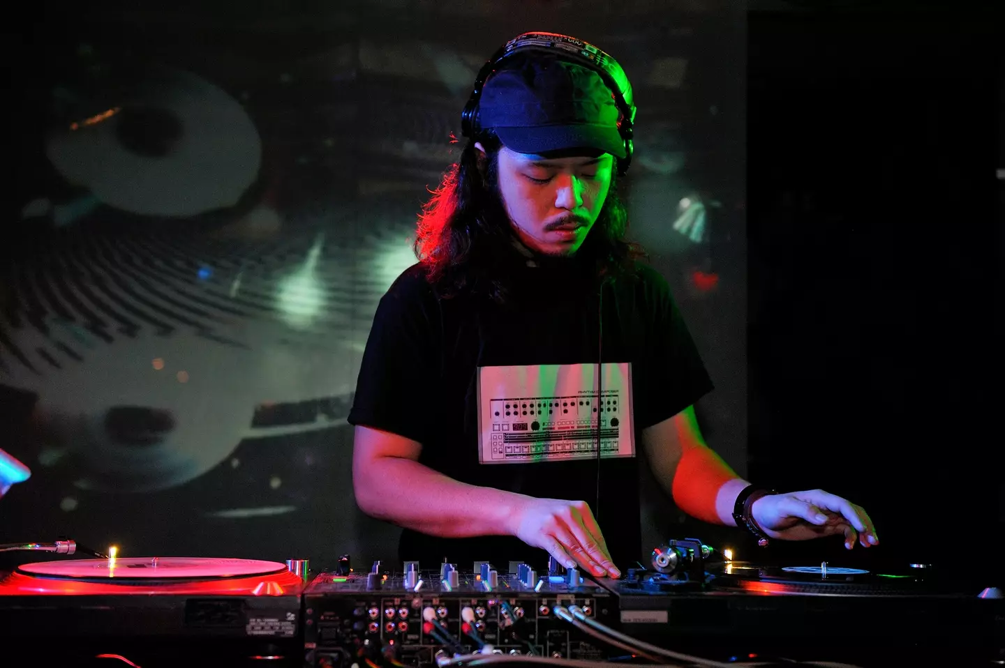 DJs totted up a 41 percent mark on Microsoft's score sheet (Getty Stock Image)