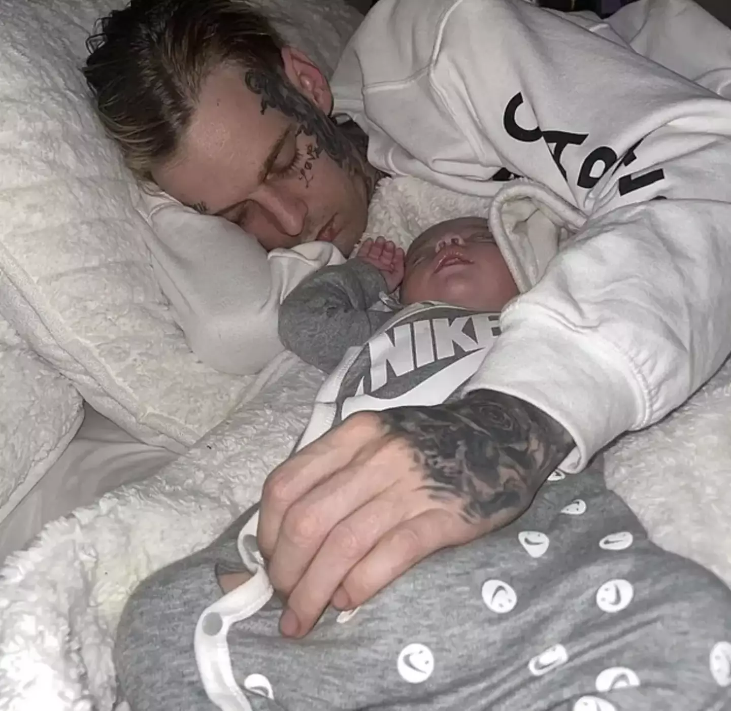 He tragically leaves behind his son.