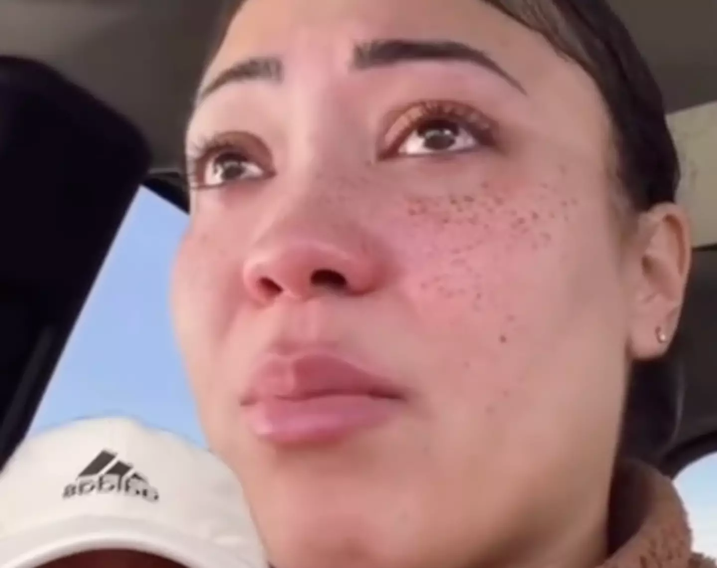 The DoorDash driver begged the security guard not to give her a ticket.