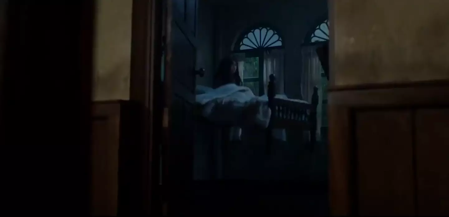 Don't Come Home features abandoned mansions and supernatural happenings (Netflix)