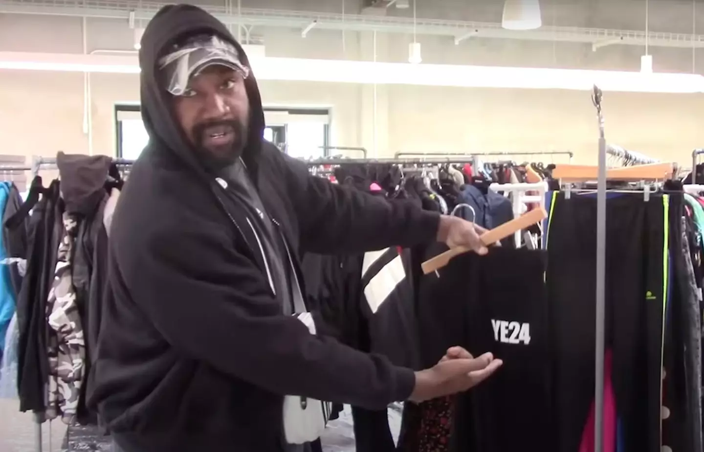 The 'YE24' campaign is underway.