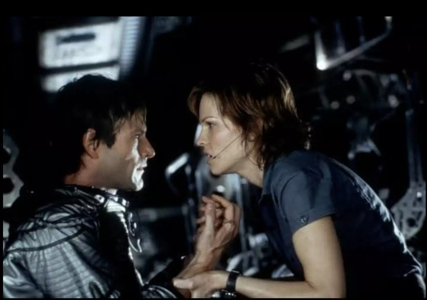 Hilary Swank and Aaron Eckhart star in The Core.