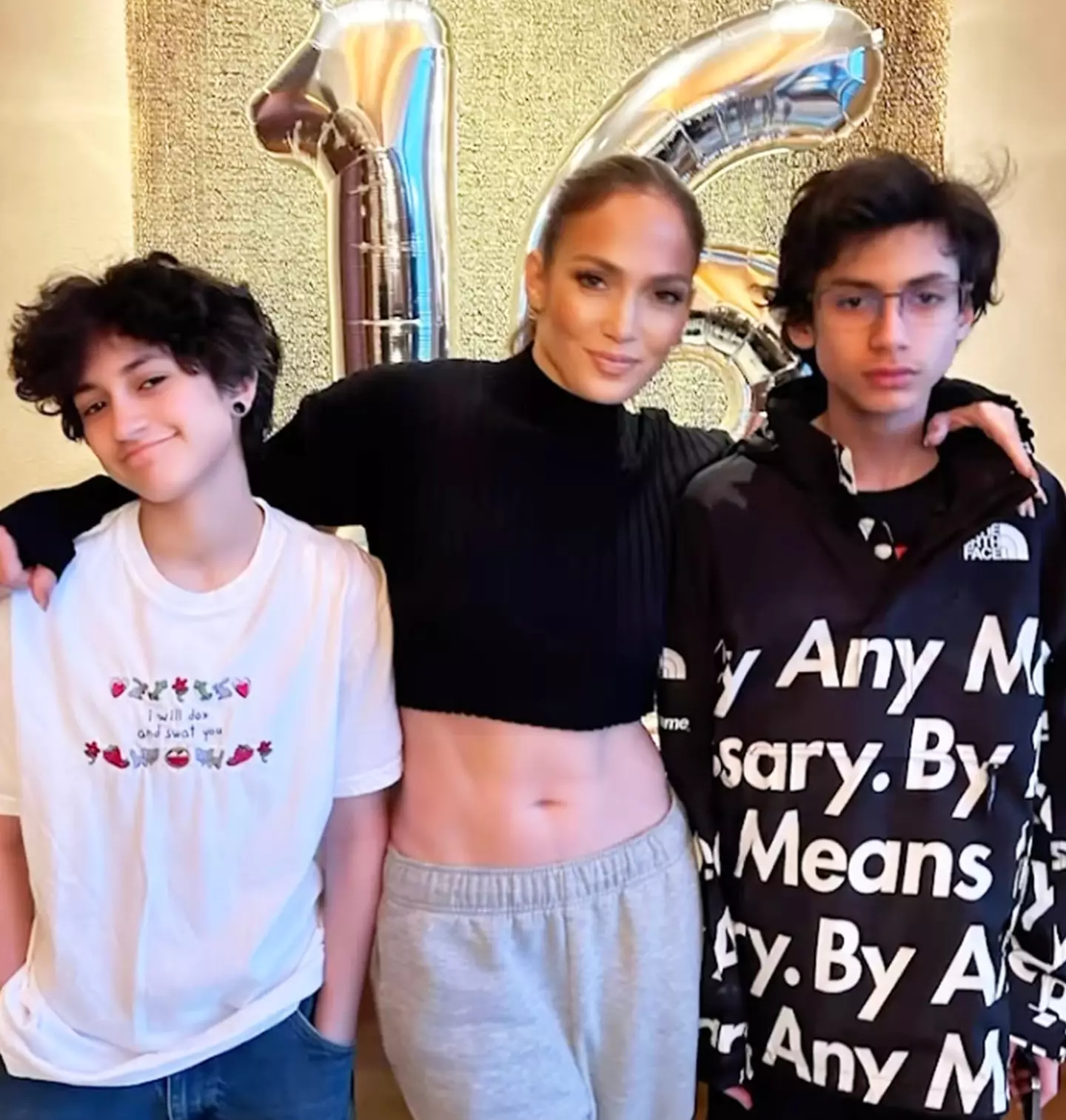 Jennifer Lopez called off her tour dates to spend time with her kids. (Instagram/@jlo)