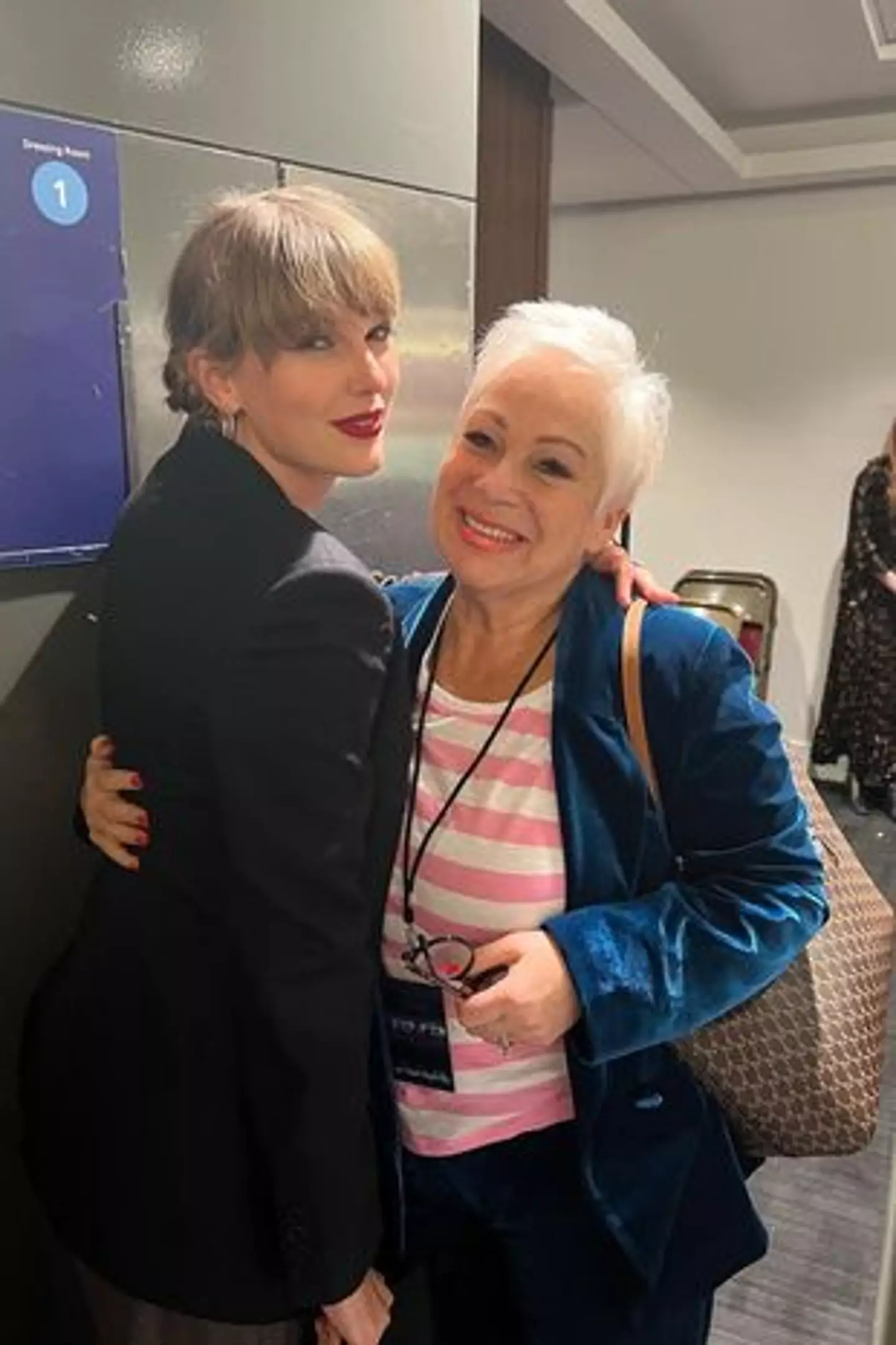Taylor Swift has already met Matty Healy's mum, Denise Welch.