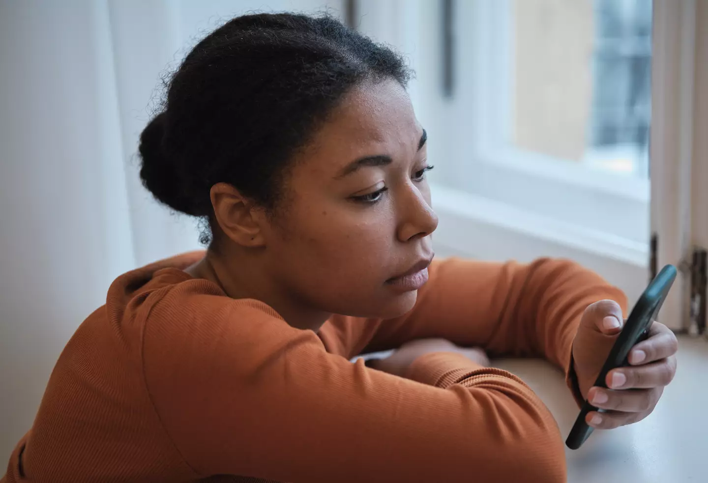 Are you guilty of mindlessly scrolling? (Getty Stock Images)