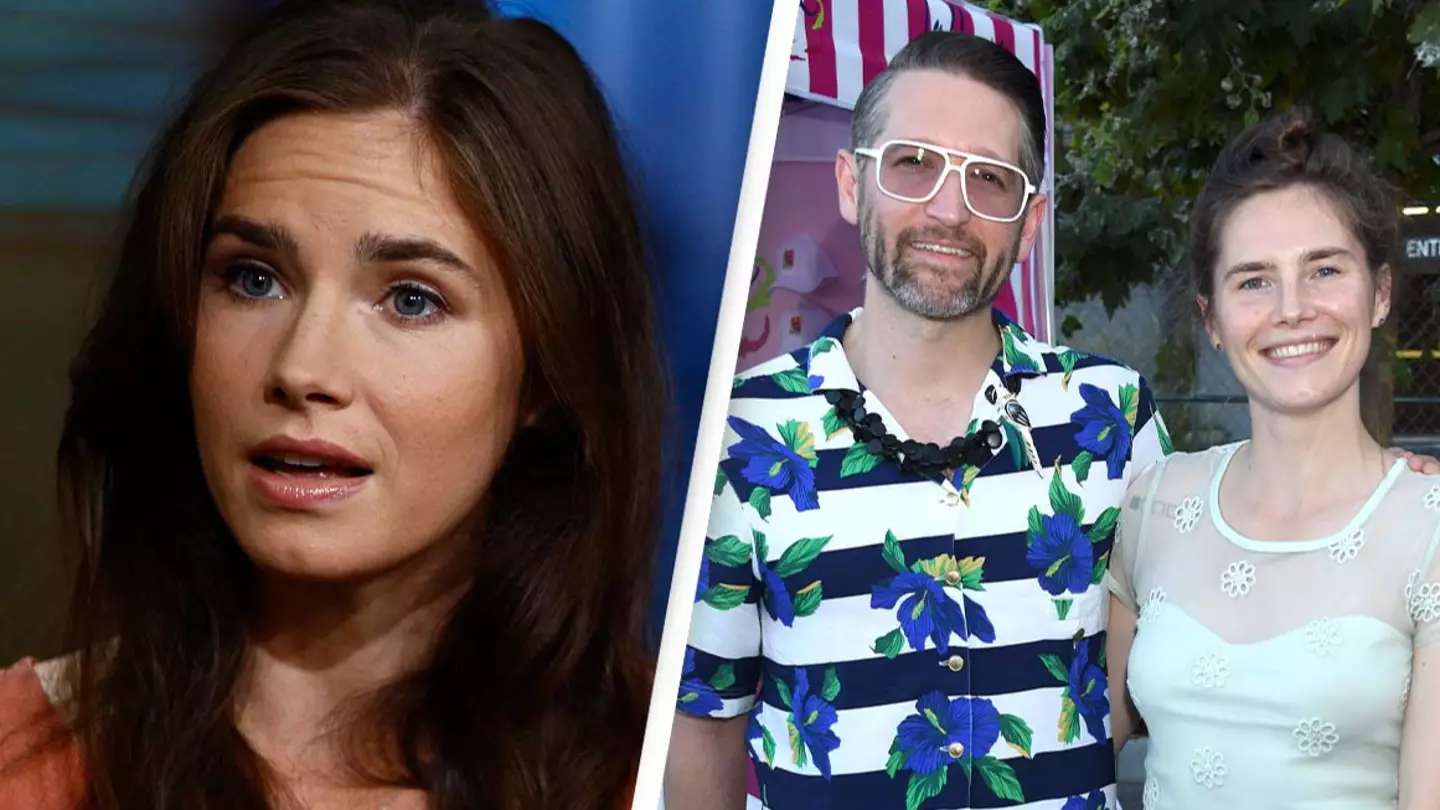 Amanda Knox leaves people confused with 'chaotic' bedroom routine she does with her husband