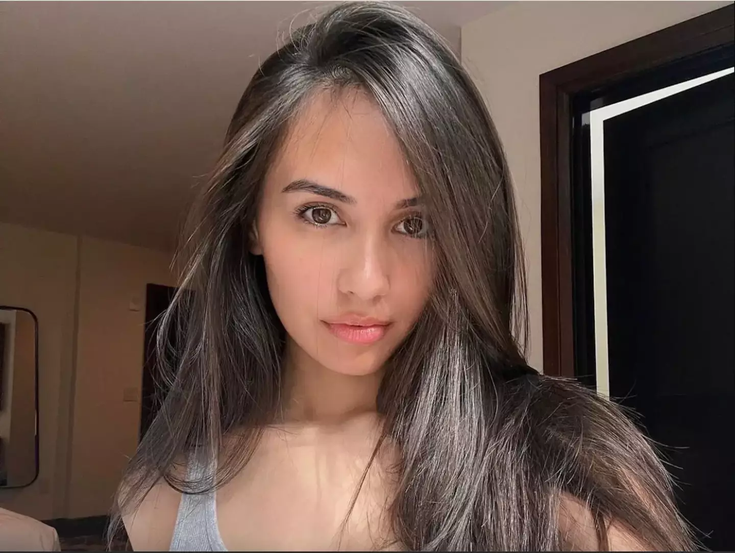 Caryn Marjorie charges $1 a minute for users to speak to her virtual self (Snapchat/CarynAI)