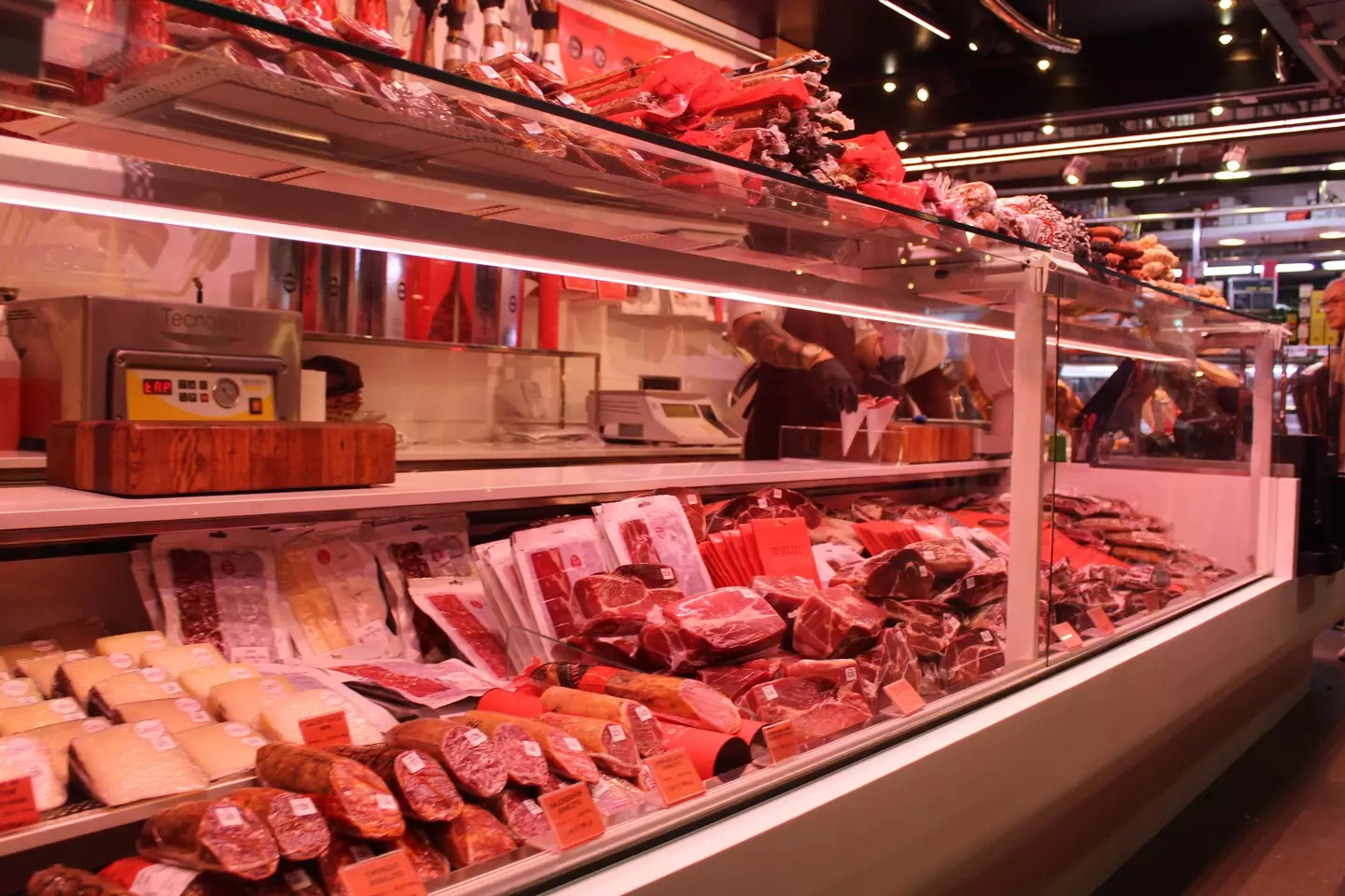Last month, Australian officials detected foot and mouth disease in pork products in a Melbourne supermarket.