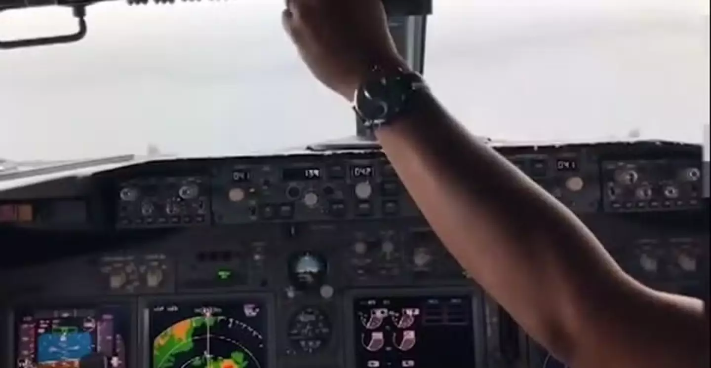 Inside the cockpit just moments before the crash. (PNG Accident Investigation Commission)