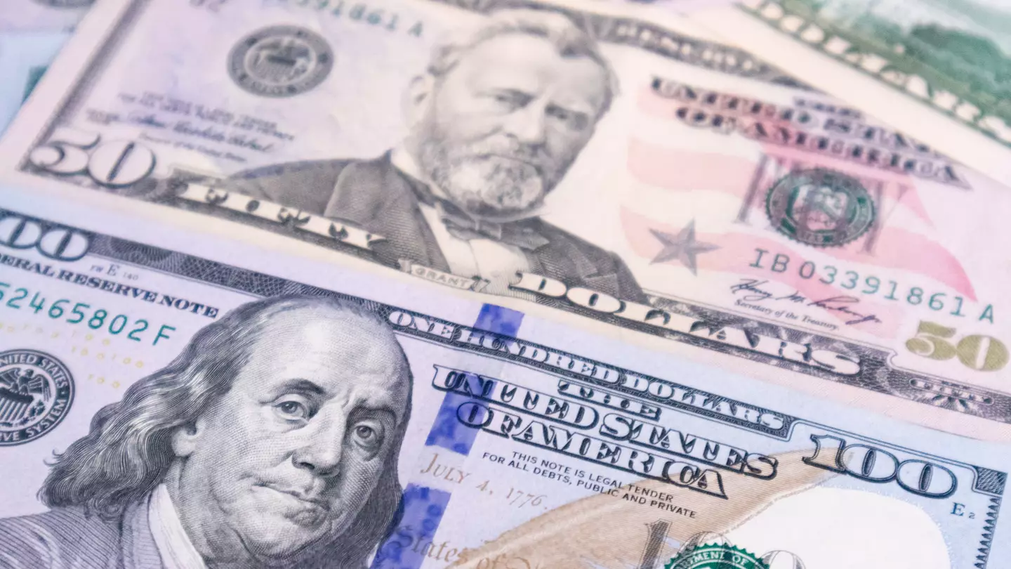 Eye-watering amount every person in America would have to pay to get rid of nation's $36,221,000,000,000 debt