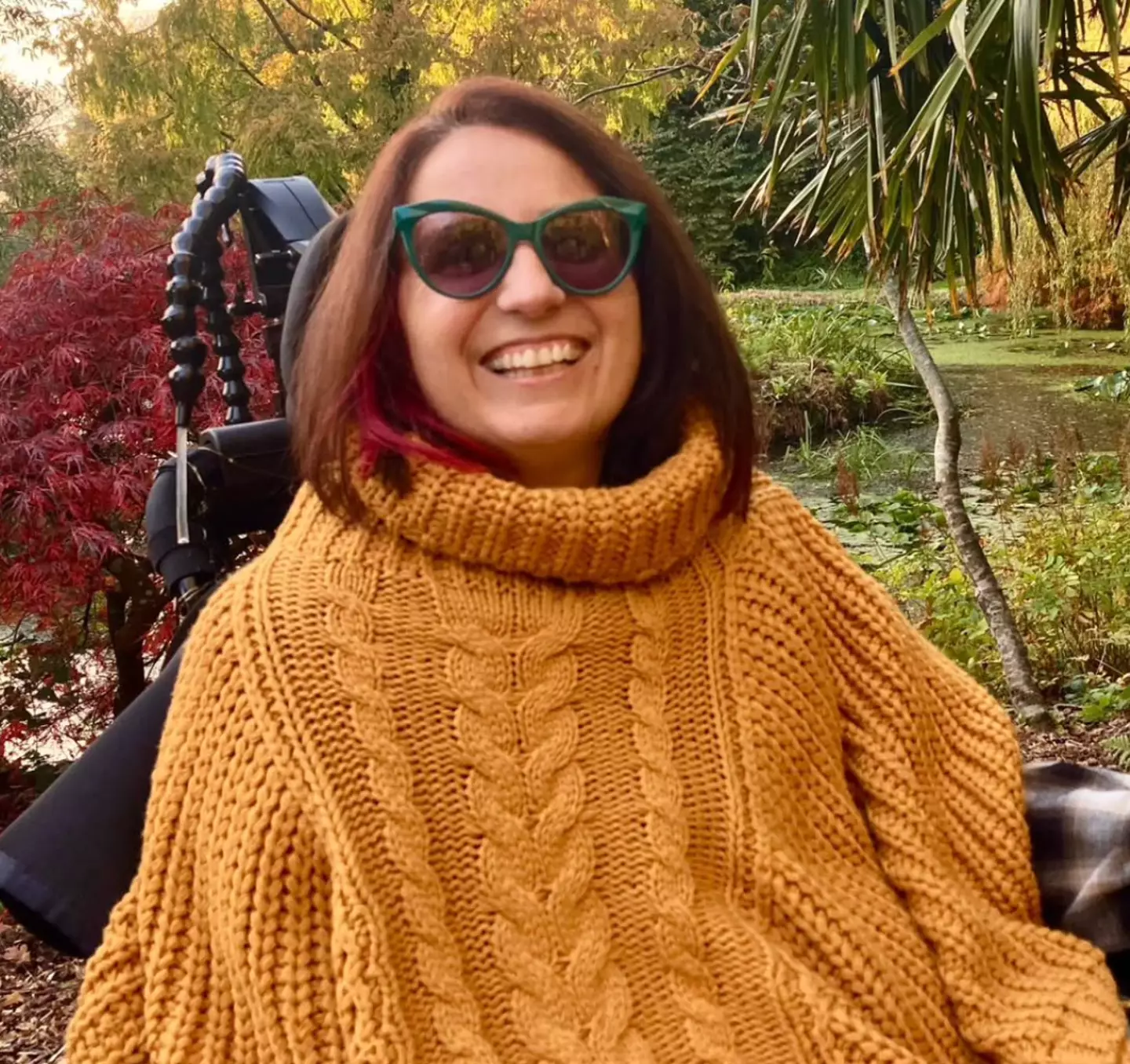 Emma ended up wheelchair-bound because of the illness (stupid_mnd/Instagram)
