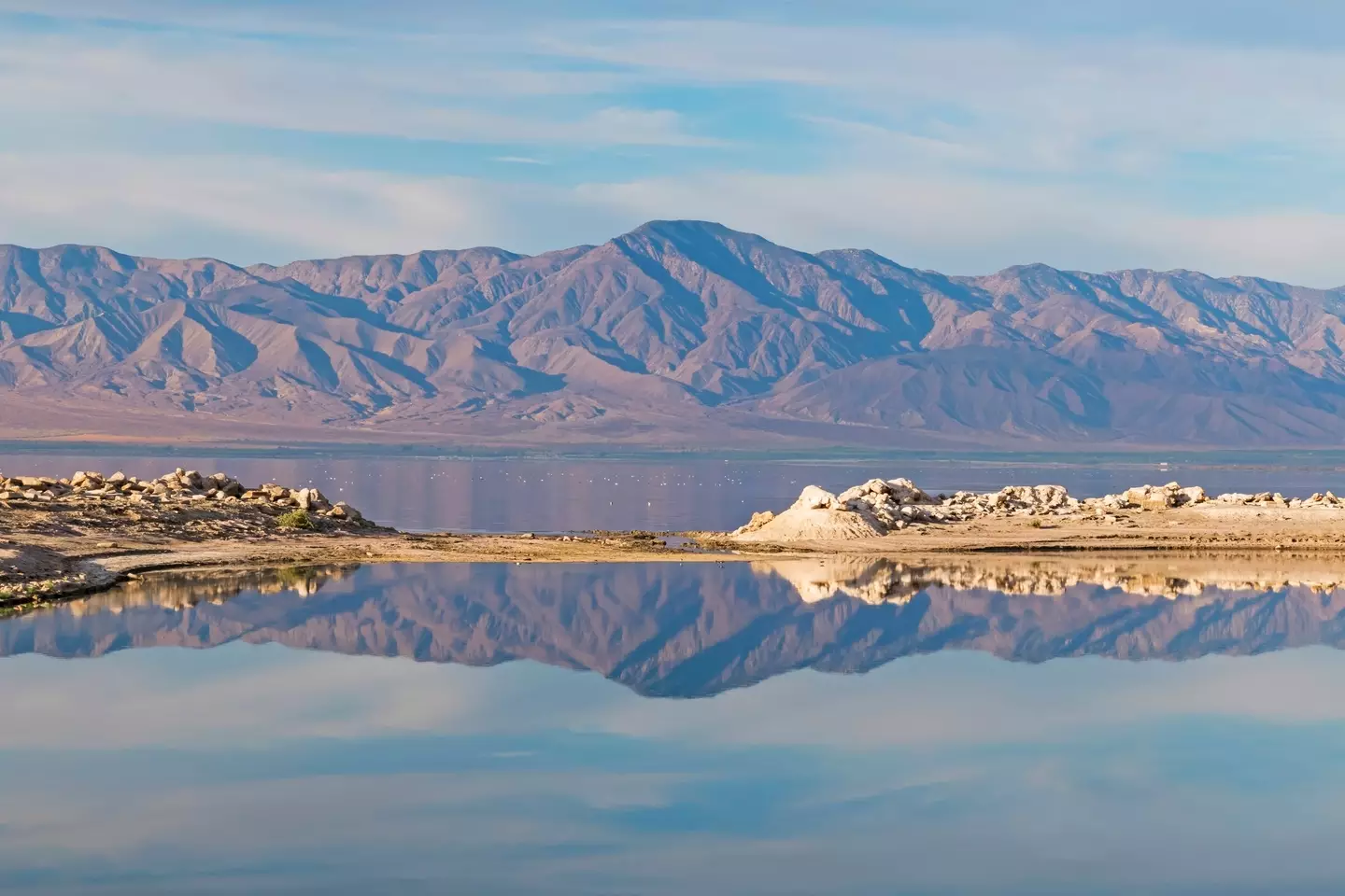 There's a vast supply of lithium located beneath California's Salton Sea (Getty Stock Images)