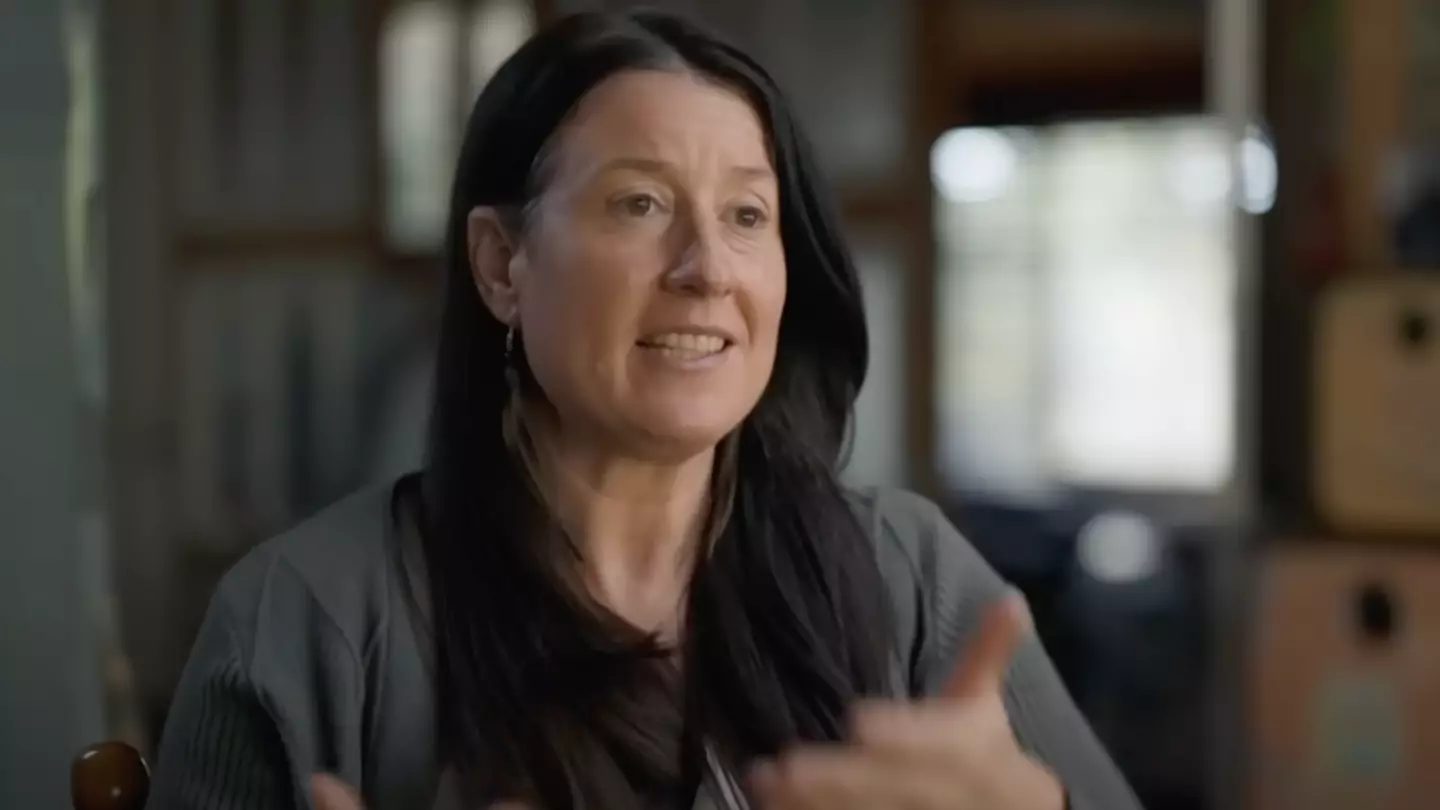 Woman claims she ‘cured her bipolar disorder’ by transplanting partner’s poop inside of her