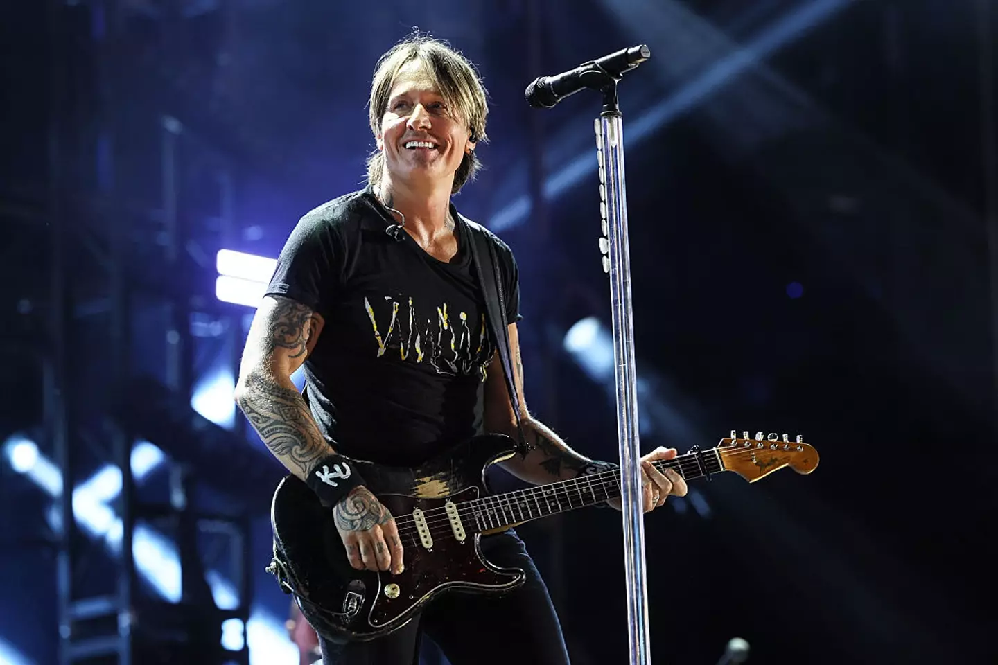 The singer had to cancel is October 16 concert (Terry Wyatt/WireImage)