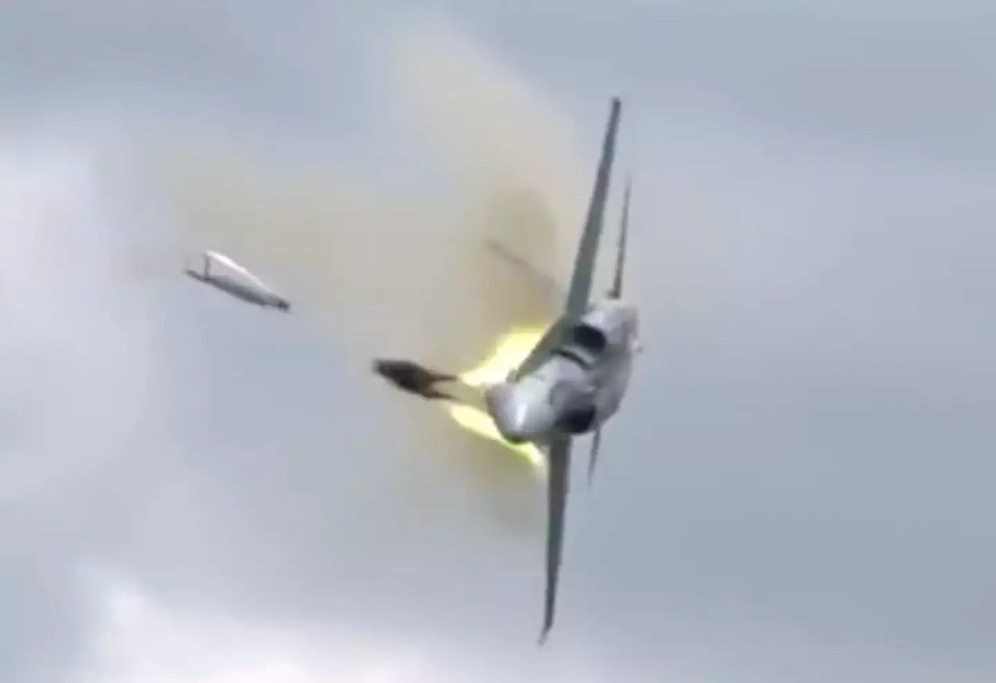Pilot Brian Bews ejected just 1.8 seconds before impact.