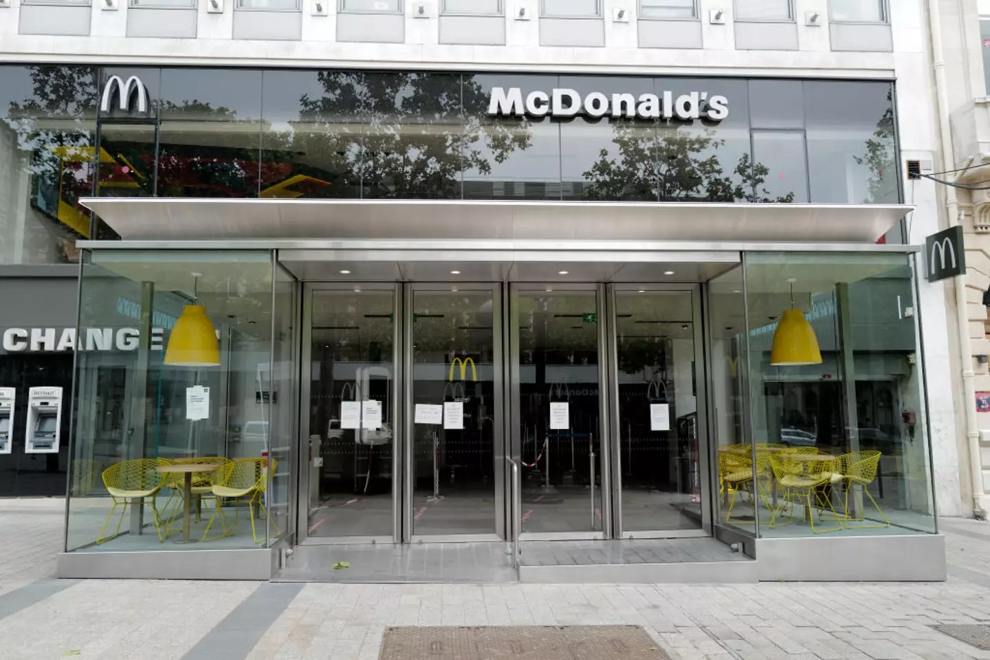 A McDonald's in Paris has white arches (Pierre Suu/Getty Images)