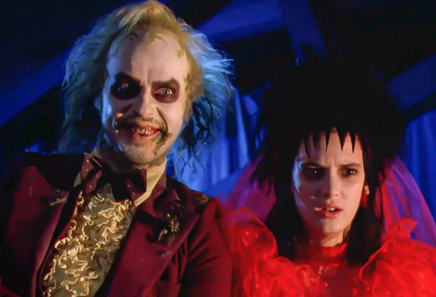 Keaton and Ryder in the original film.