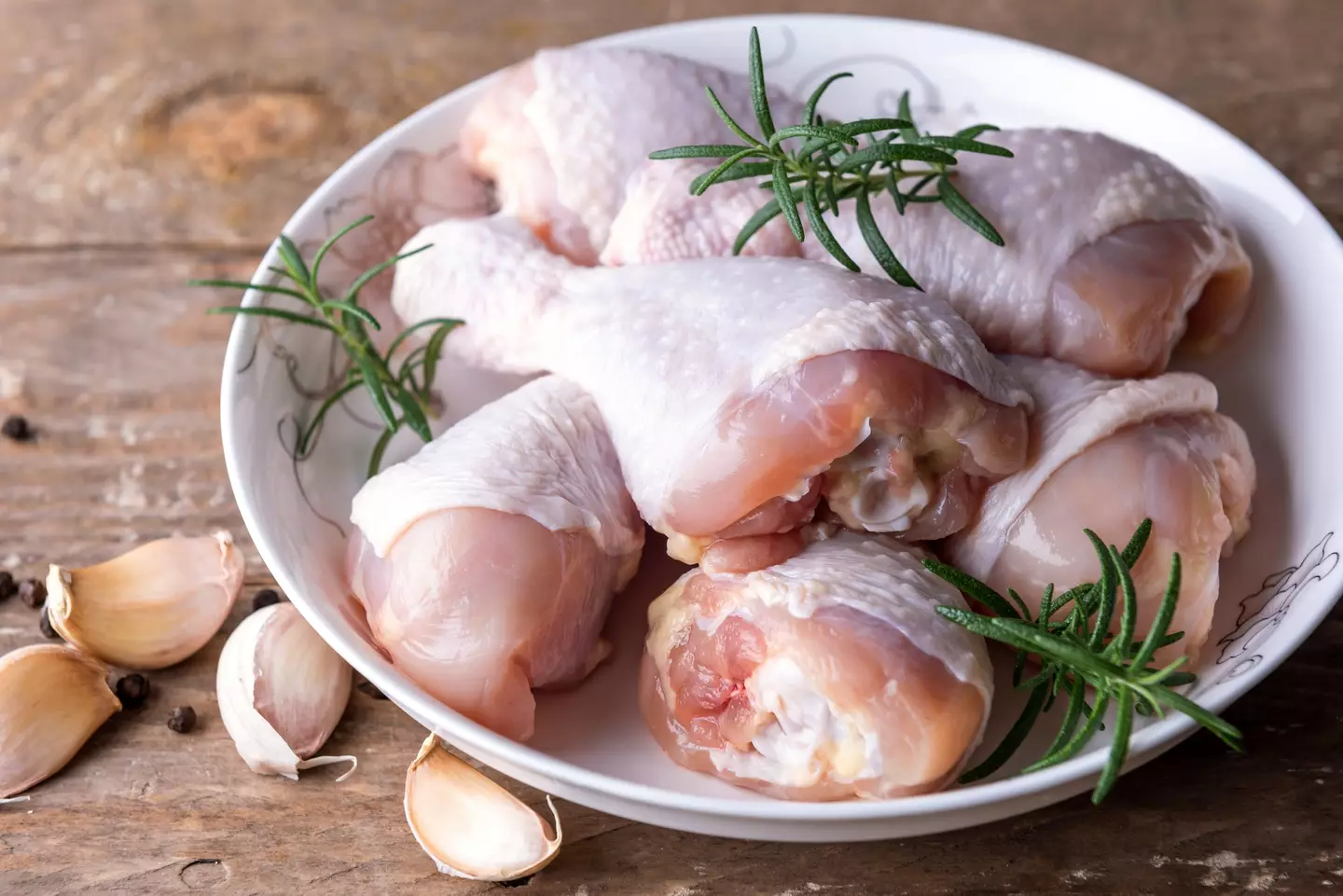 Chicken must be cooked through (Getty Stock Photo)