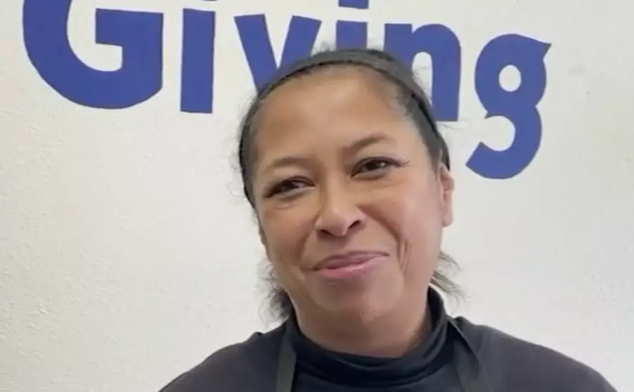 Customers flooded to support The Giving Pies after the cancelled order.