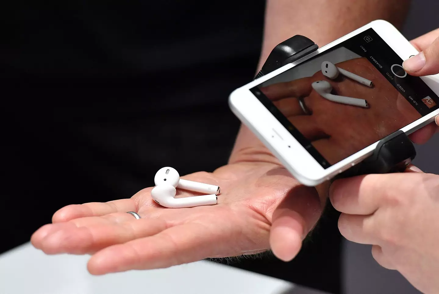 There is nothing more frustrating than having one Airpod die faster than the other (JOSH EDELSON/AFP via Getty Images)