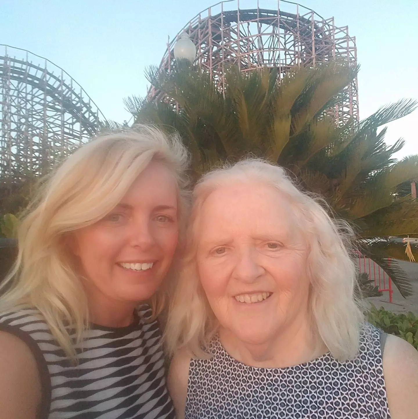 Jessica with her mom, LaVonne (Facebook/LaVonne Hoff)