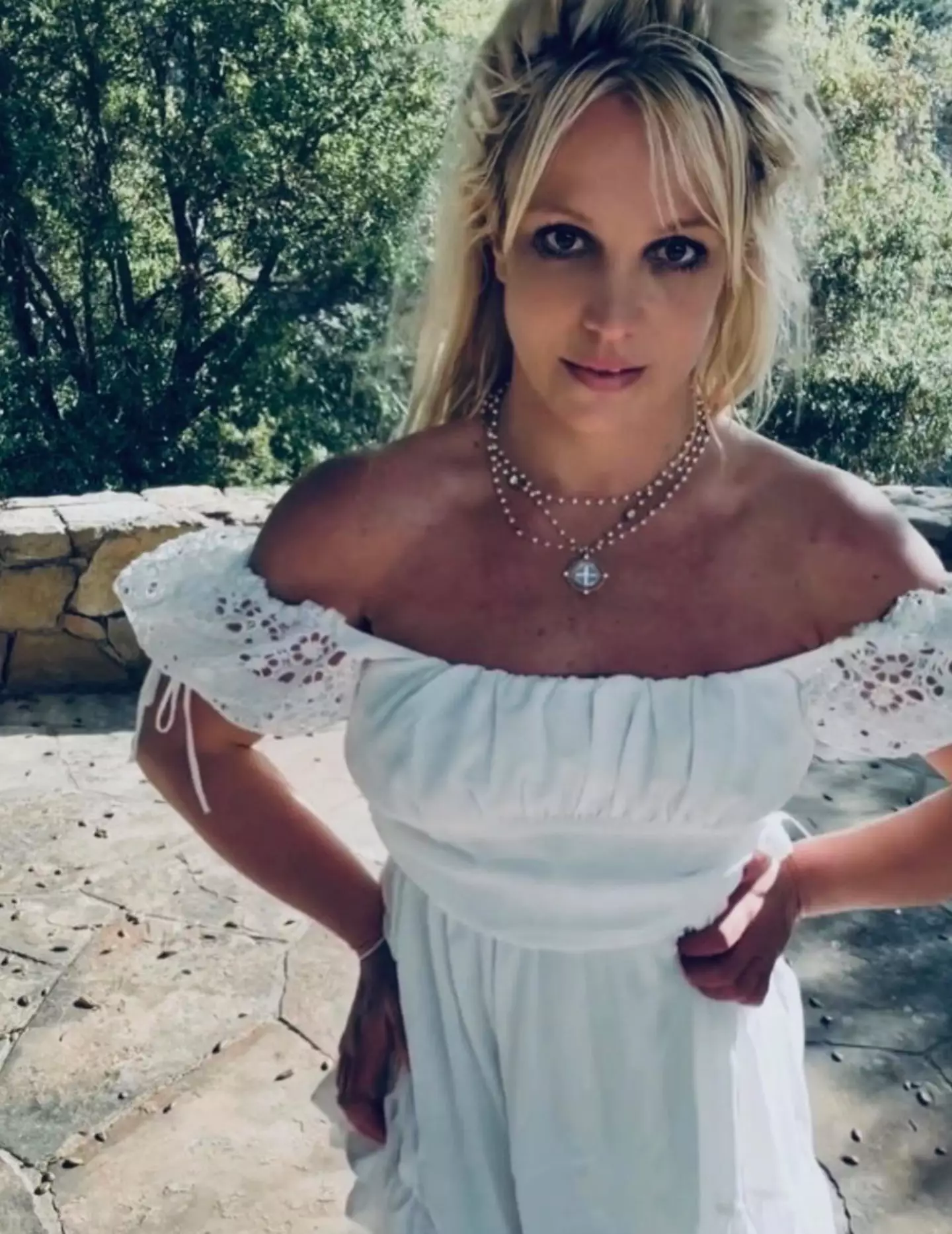 Fans have a theory as to why Kevin Federline is relocating to Hawaii with his and Britney Spears' sons.