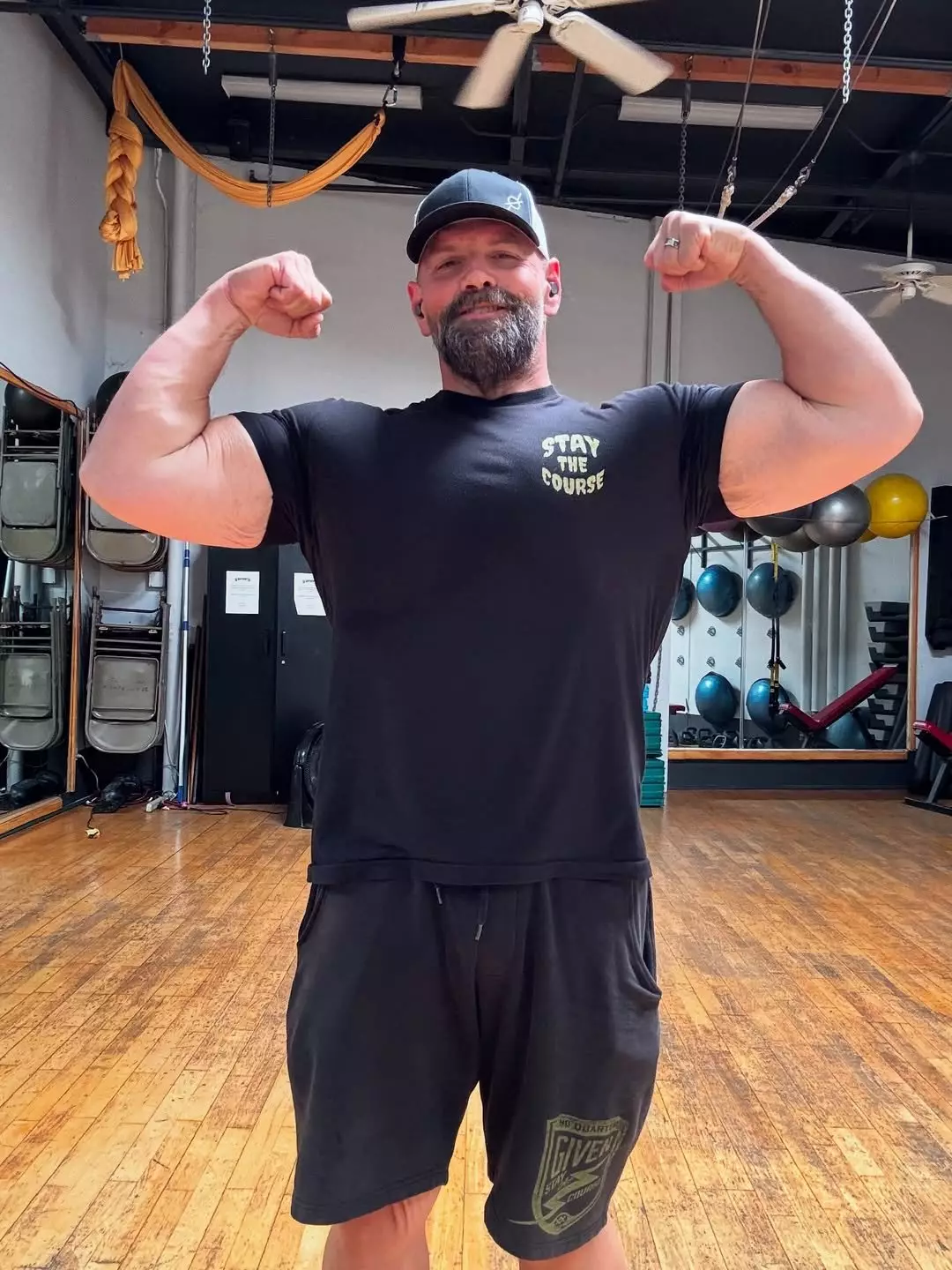 Suplee has been working hard at the gym recently (Instagram/@ethansuplee)